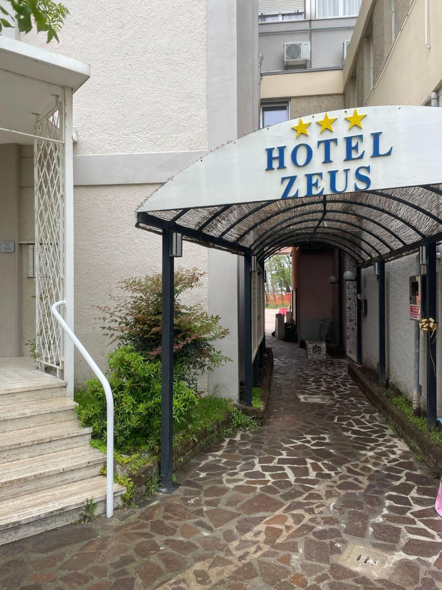Hotel Zeus Лідо-ді-Классе Екстер'єр фото